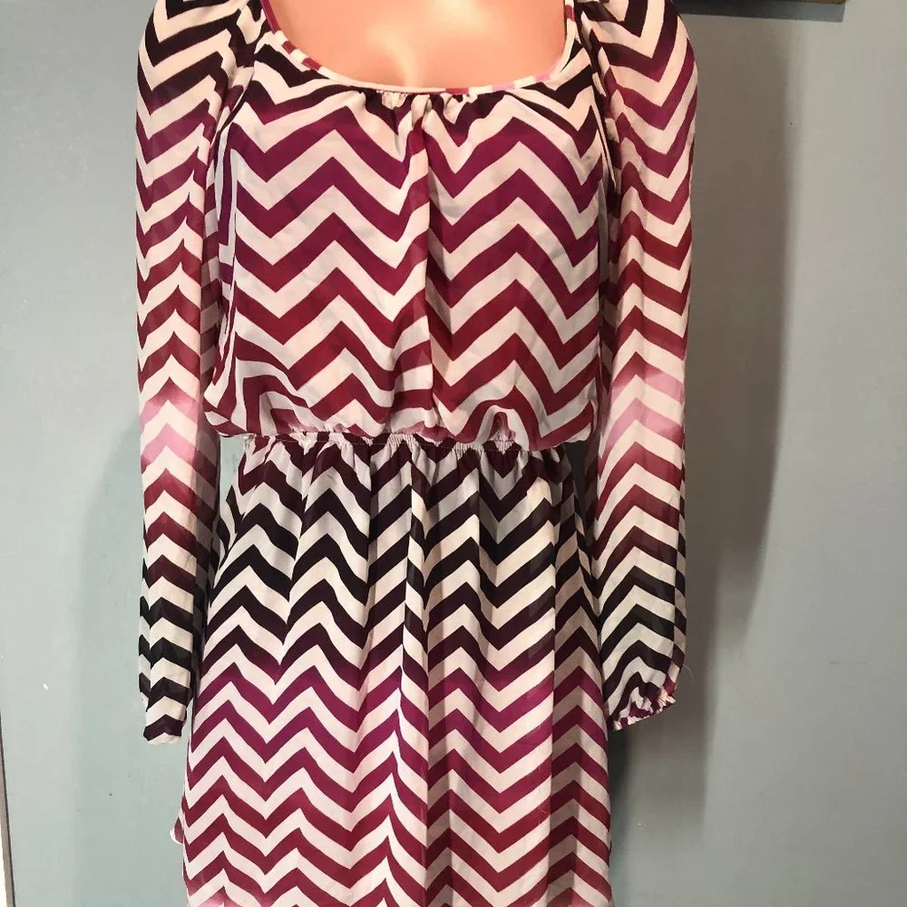 Accidentally In Love Juniors Medium - Picture 1 of 7